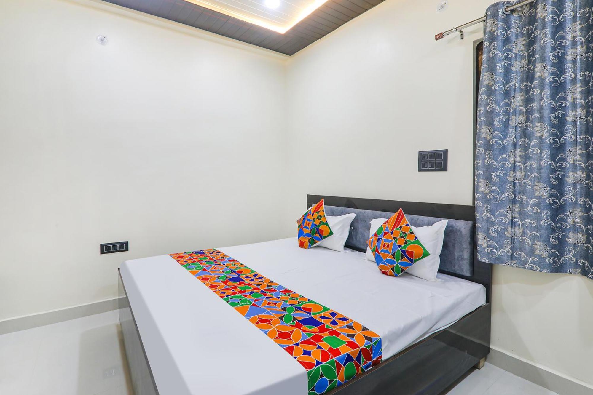 Fabexpress Awadh Inn - 400M From Shri Ram Janam Bhumi Ayodhya Екстериор снимка